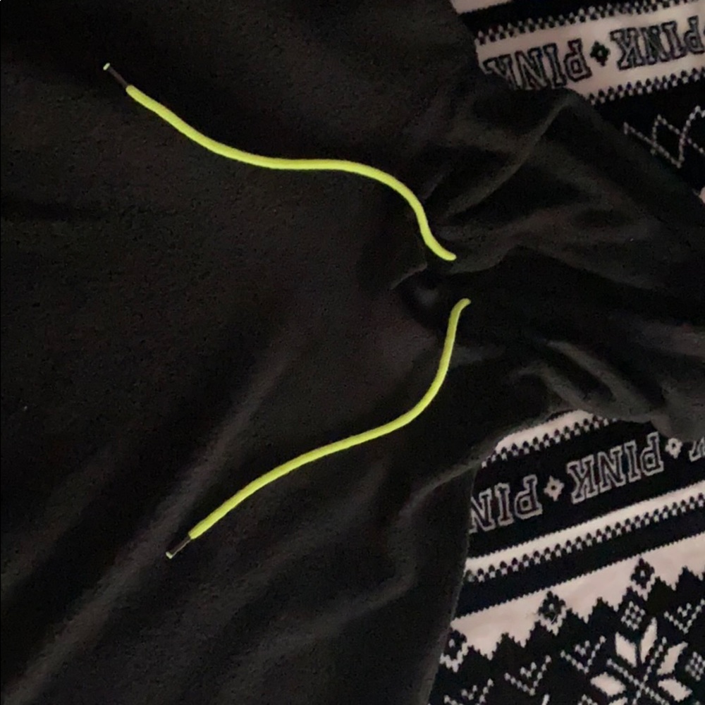 Black pullover